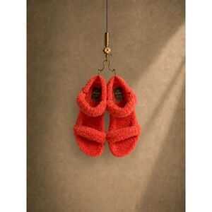FENDI FF Feel Georgia Coral Orange Red Shearling Adjustable Sandals EU 36 Italy